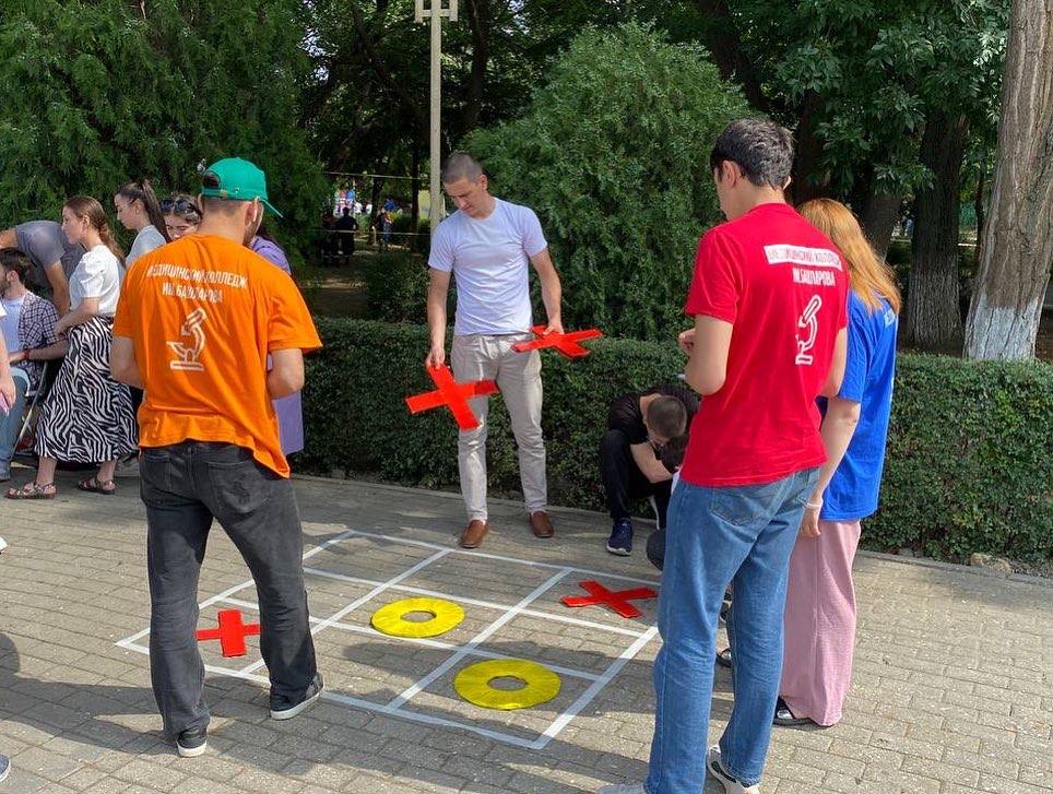 Фестиваль ко Дню молодежи.